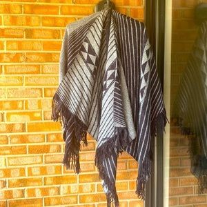 Cute spring/autumn shawl!